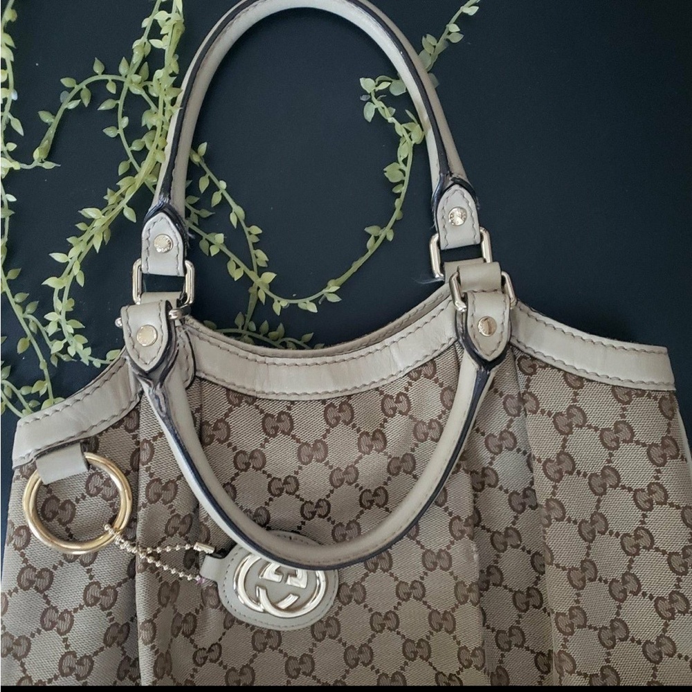 Gucci Medium Sukey Tote Bag (Beige and Brown)